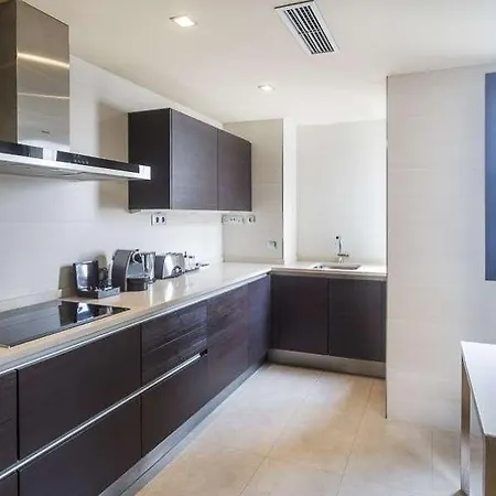 Majestic Apartment