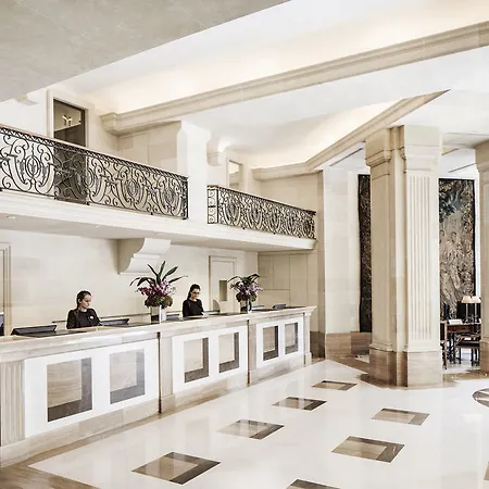 Majestic Apartment